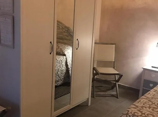 Il Rustico B&B 세스트리레반떼