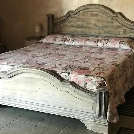 לינה וארוחת בוקר Il Rustico *