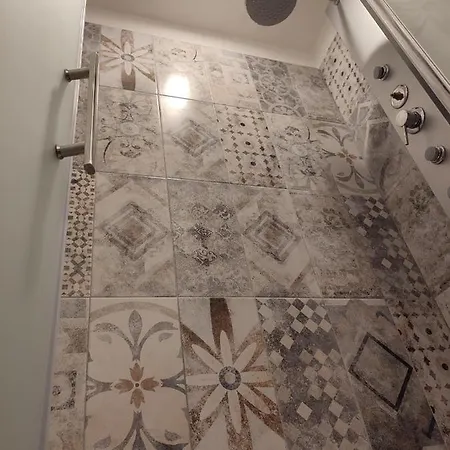 Il Rustico לינה וארוחת בוקר ססטרי לבאנטה