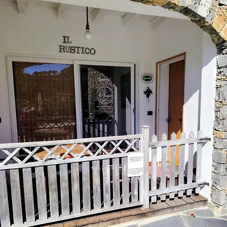 فندق مبيت وإفطار Il Rustico سيستري ليفانتي