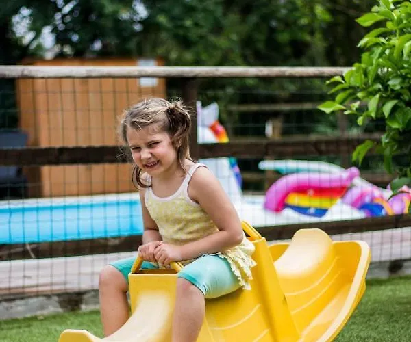 فندق مبيت وإفطار Il Rustico 4*