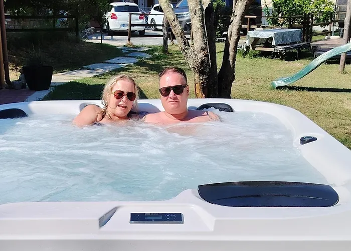 Il Rustico سيستري ليفانتي